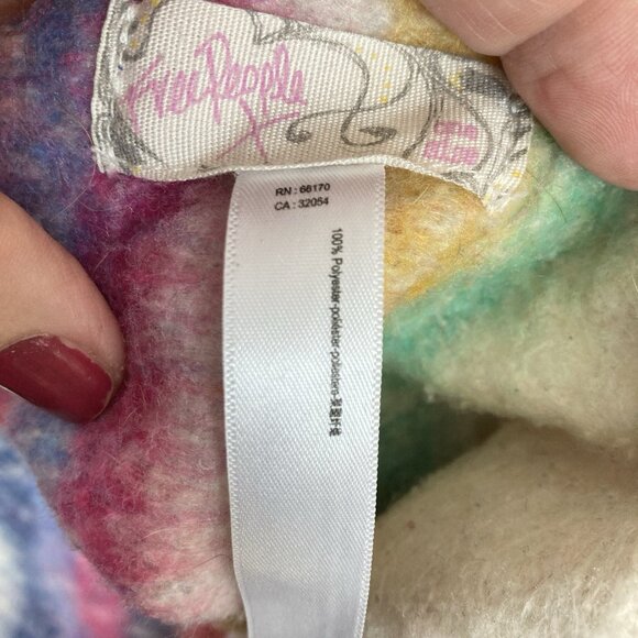 Free People Skye Stripe Throw Blanket 60” x 51” Fringed Boho Striped Fuzzy Cozy - Picture 10 of 14